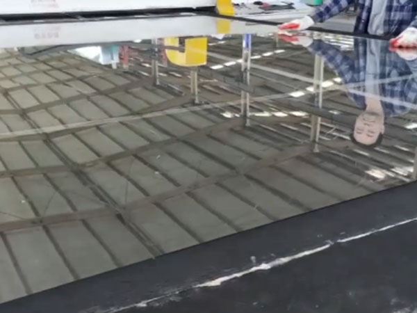 Стеклянные столешницы